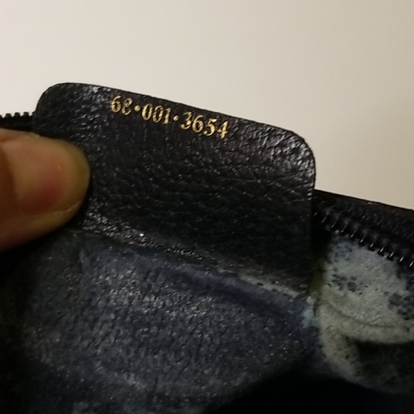Authentic Vintage Gucci Bag - Picture 14 of 17